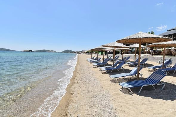 Paralia Ofrinio