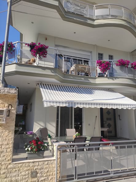 Paralia Dionisiou